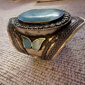 AUTHENTIC Tibetan Beautiful Turquoise Adjustable Cuff Bracelet